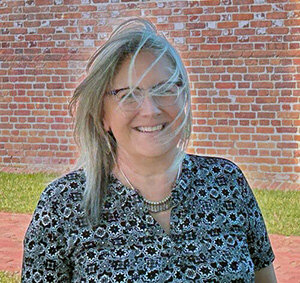 Windswept grandma house buyer builds trust with sellers